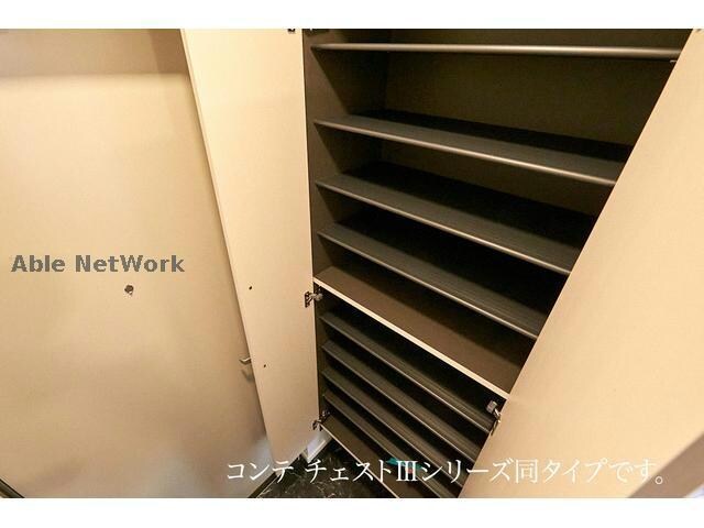  ヴィラローレル