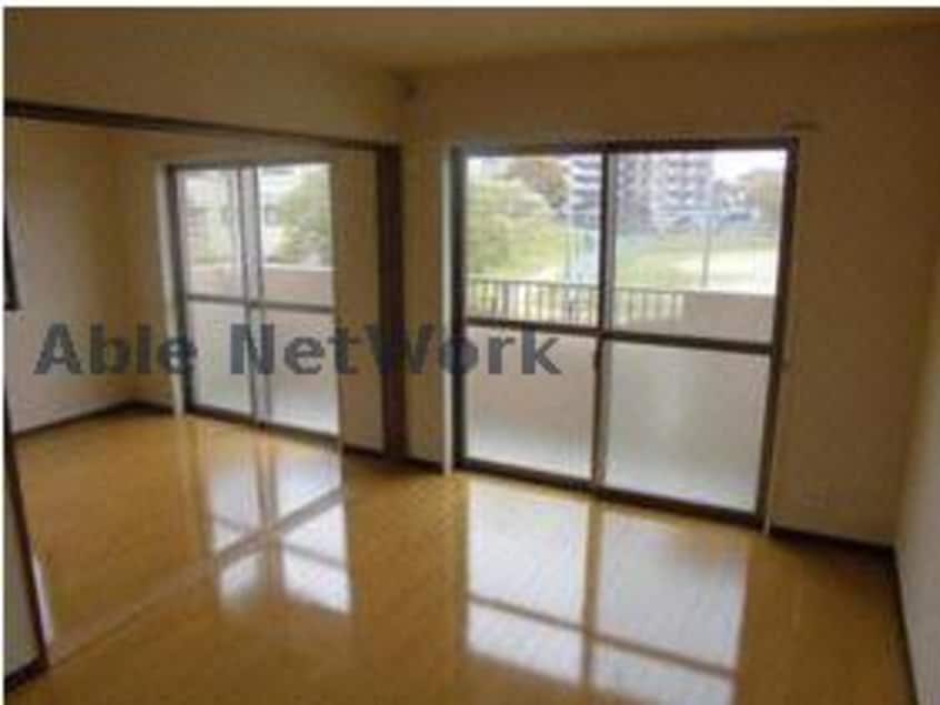 【類似物件写真】 field village　須屋