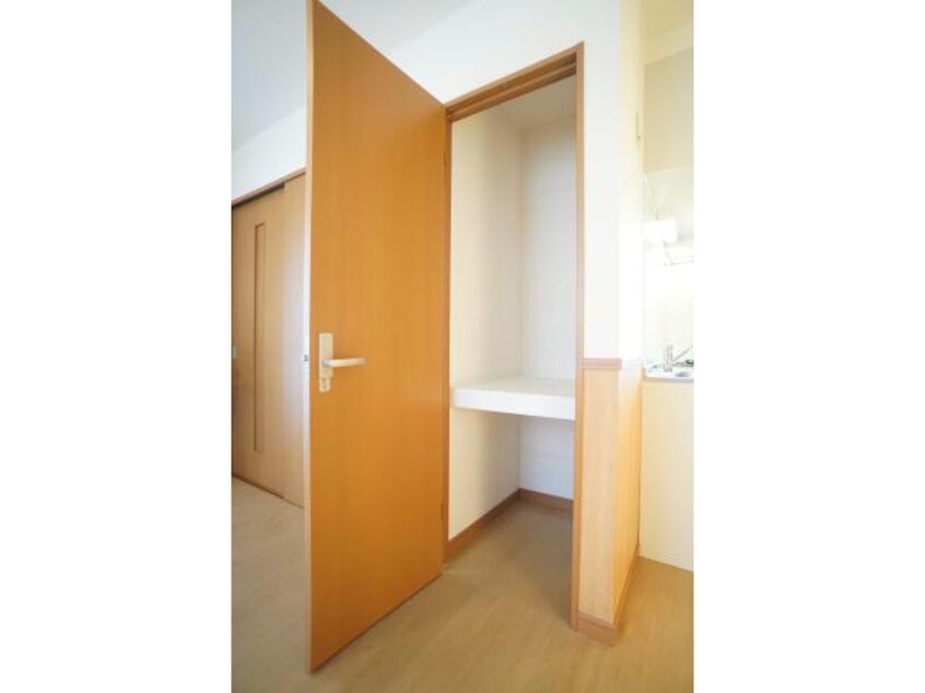 リビングに収納 チェリー幸