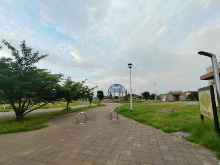 家族に優しい公園へ３５０ｍ ステラⅡ