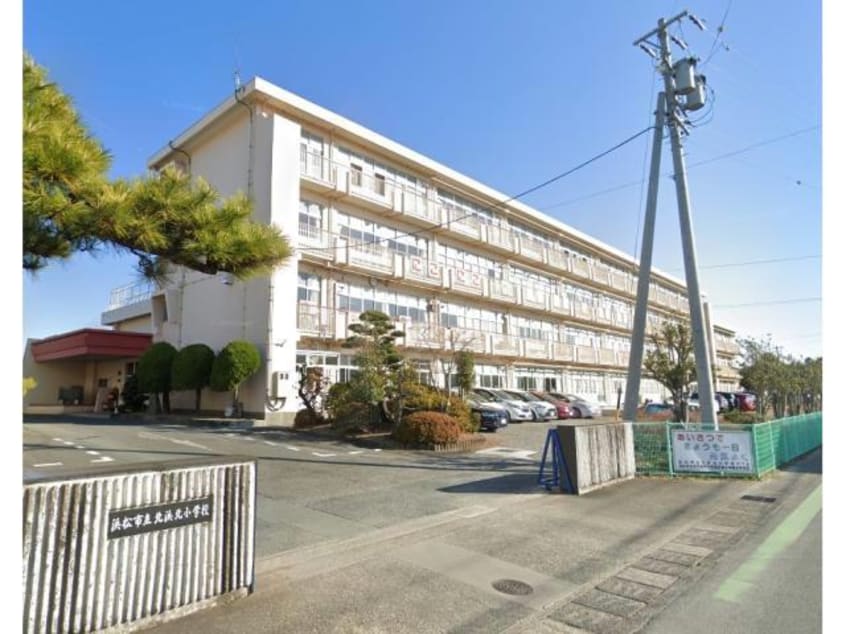 浜松市立北浜北小学校(小学校)まで416m グリーンベル