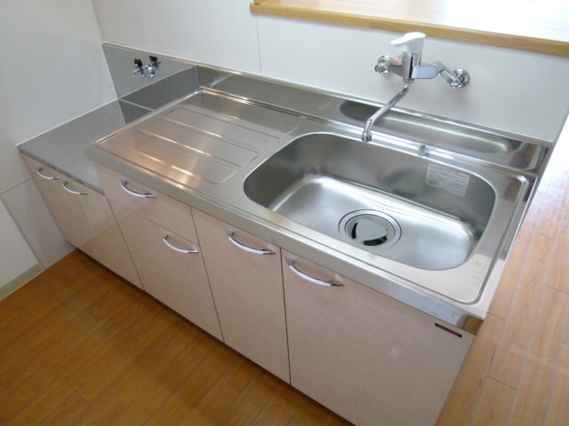  サンシャインユタカⅡ