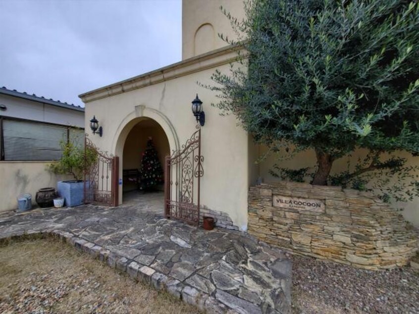  ＶＩＬＬＡ　ＣＯＣＯＯＮ上島