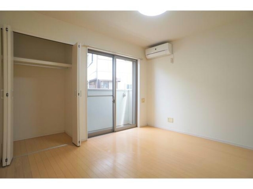 クローゼットタイプの収納 東海道本線/浜松駅 バス25分与進小学校下車:停歩1分 1階 築18年