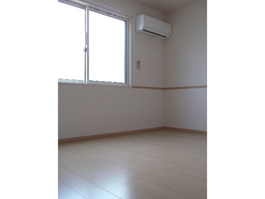  ヴィラ・ソレイユ