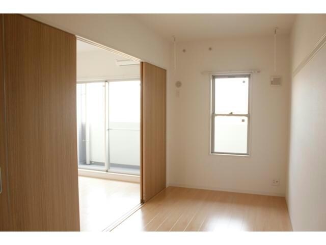  ＷＩＳＴＡＲＩＡ