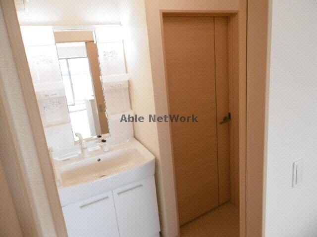 洗面台（シャワー付） ルミエール住吉