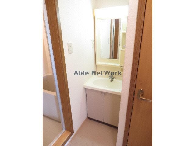  シャンゼリゼ弐番館