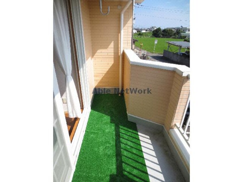  シャンゼリゼ弐番館