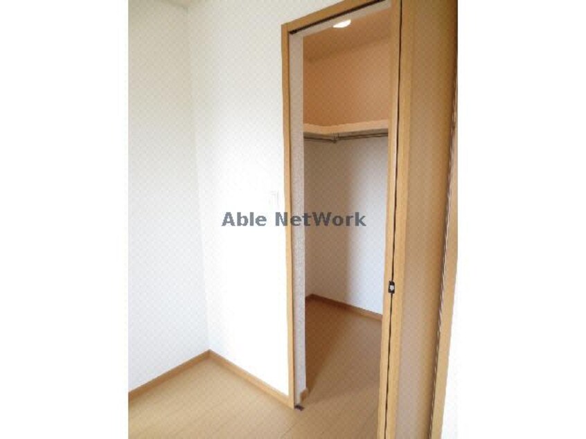 ｳｫｰｸｲﾝｸﾛｰｾﾞｯﾄ レモングラスＡ・Ｂ