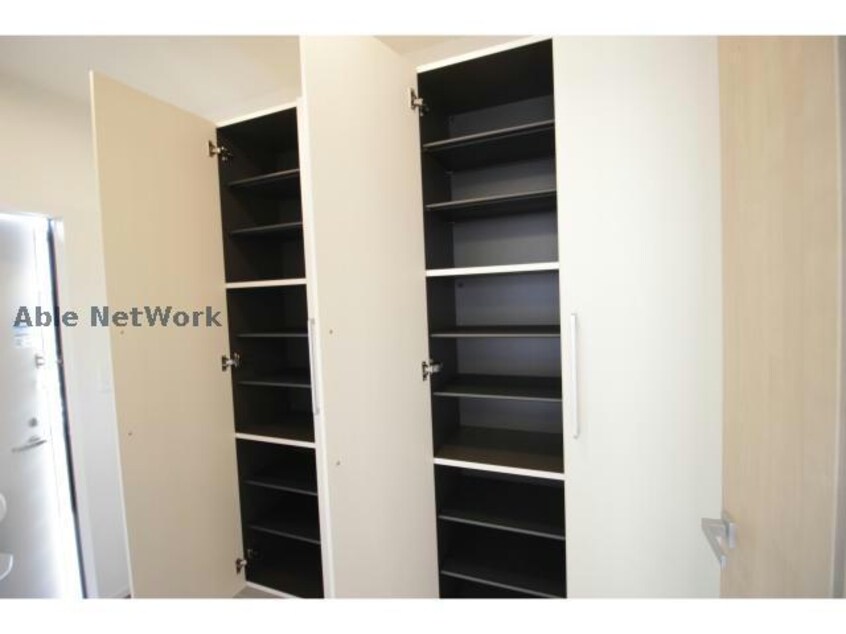  メゾン・ド・ティアラ阿南　N