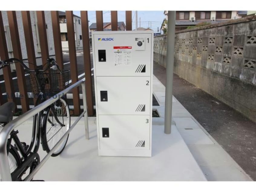  メゾン・ド・ティアラ阿南　S