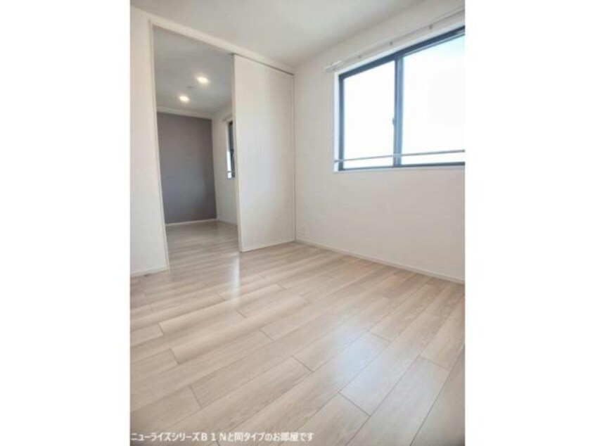  メゾン・ド・ティアラ阿南　S