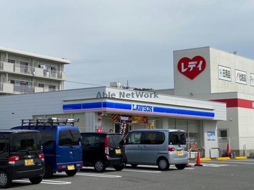 ローソン徳島西新浜町1丁目店(コンビニ)まで107m ナチュラルコート