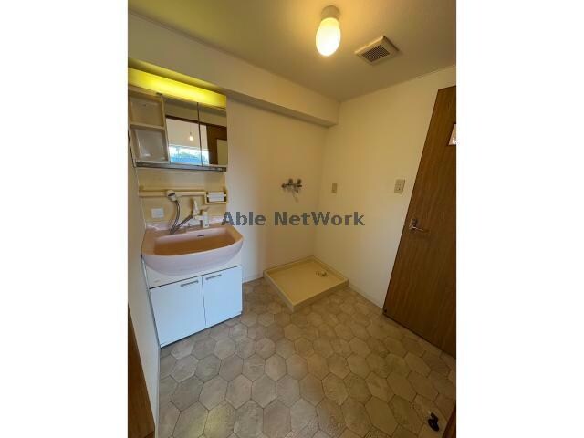  レオパレス松島