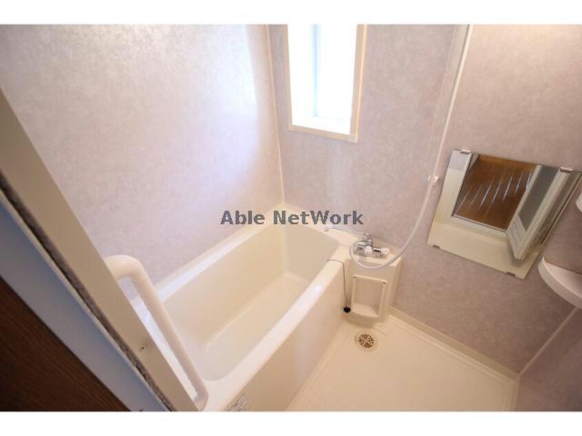  ヴィラファミールＡ・Ｂ