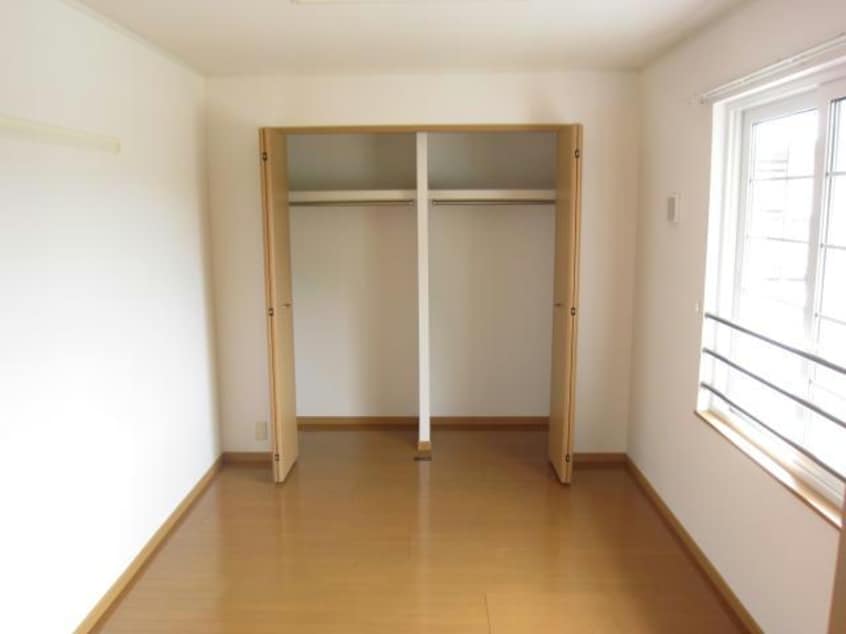  ハッピネスハウスA・B