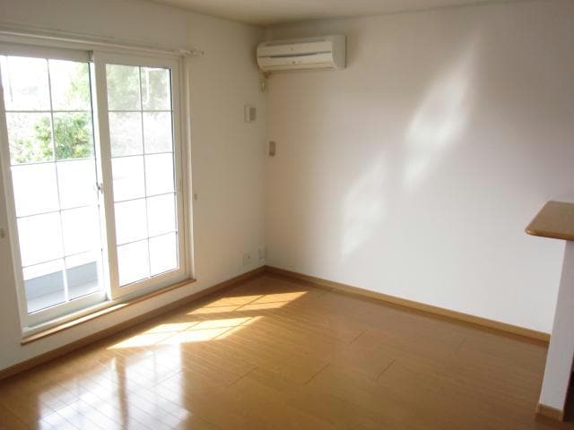  ハッピネスハウスA・B