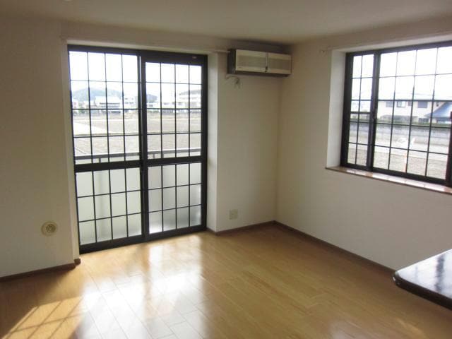  カサ　モデルナ　Ⅰ・Ⅱ