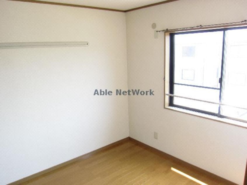 洋室６帖(南側) ヨーロピアンシャレー芝