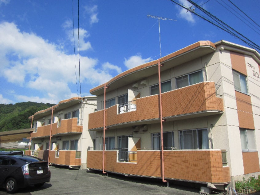  ファミール喜田