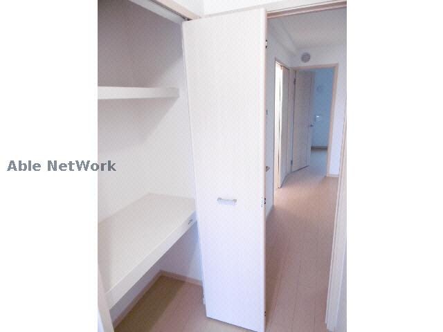 収納 カリーナガーデン