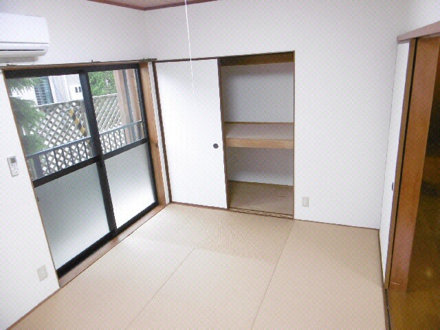 和室・収納 リバーサイド幸泉