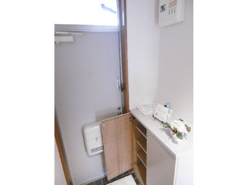 玄関 リバーサイド幸泉