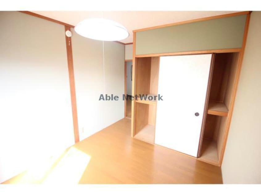 洋室・収納 C.H稲田マンション今市