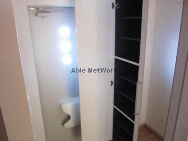 シューズボックス フォンテーヌ　ドール