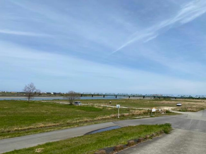 那賀川河川敷緑地(公園)まで3760m エスパシオ那賀川