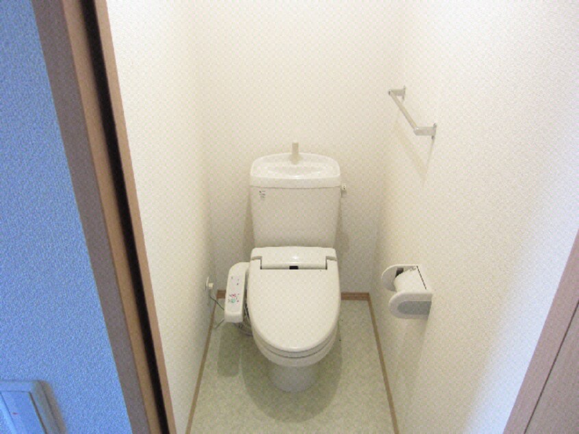 温水洗浄便座 ルミナス富岡Ａ