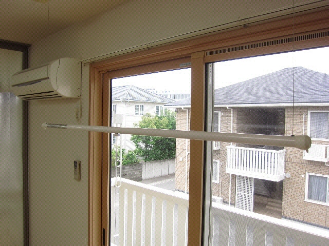 室内物干し設備 ルミナス富岡Ａ