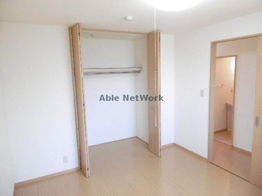 洋6.7・クローゼット コートセジュールなかがわ