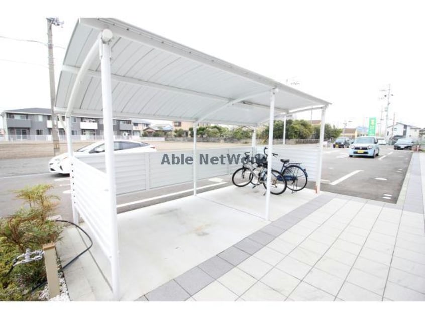  Ｈ＆C　ＣＲＥＣＩＡ　立花