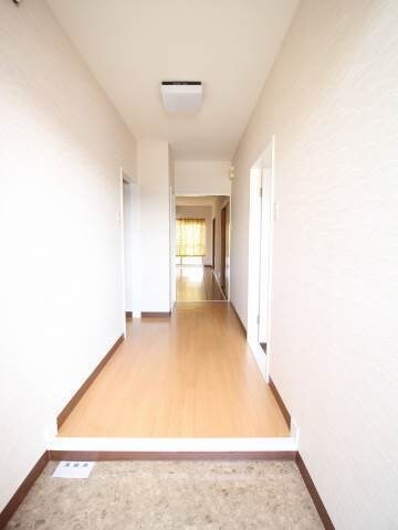 玄関スペース サンシャイン今