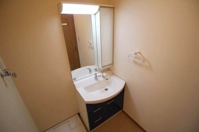 同物件の別の部屋の写真です ロンディーネ福富Ⅱ