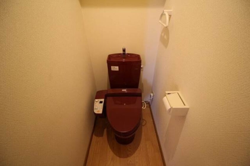 同物件の別の部屋の写真です ロンディーネ福富Ⅱ