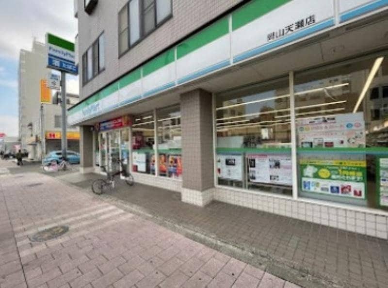ファミリーマート岡山天瀬店(コンビニ)まで433m リビングタウン旭川　Ｅ