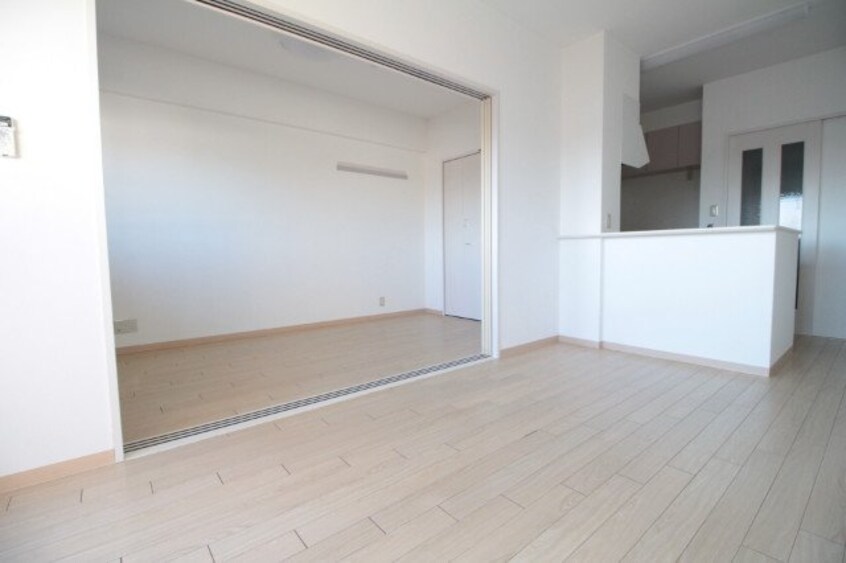 キッチン・洋室 アリビオ高柳