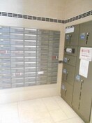  レジデンス西川