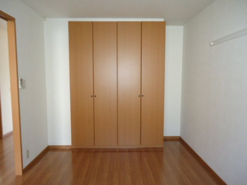 洋室 ヴェルドミール豊浜