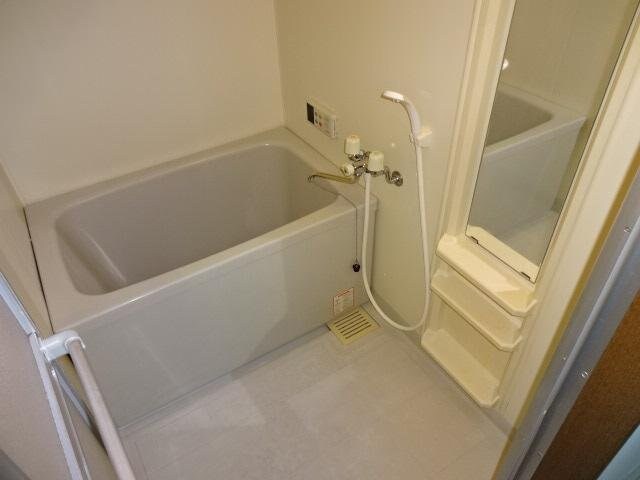 バス／シャワールーム等 ティーワイケイ