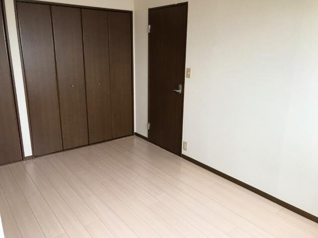 室内 ティーワイケイ