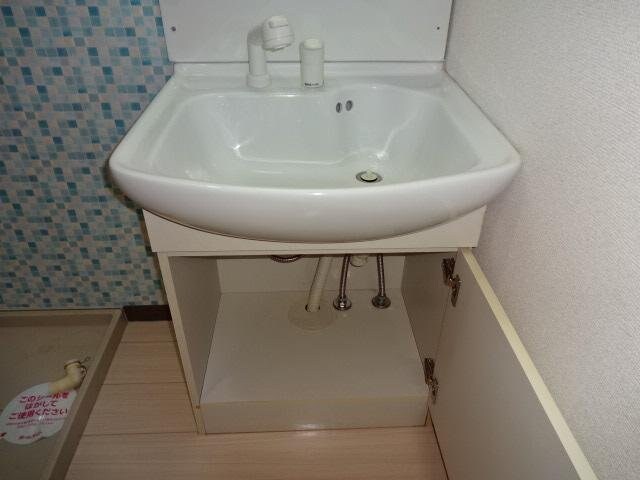 収納 ティーワイケイ