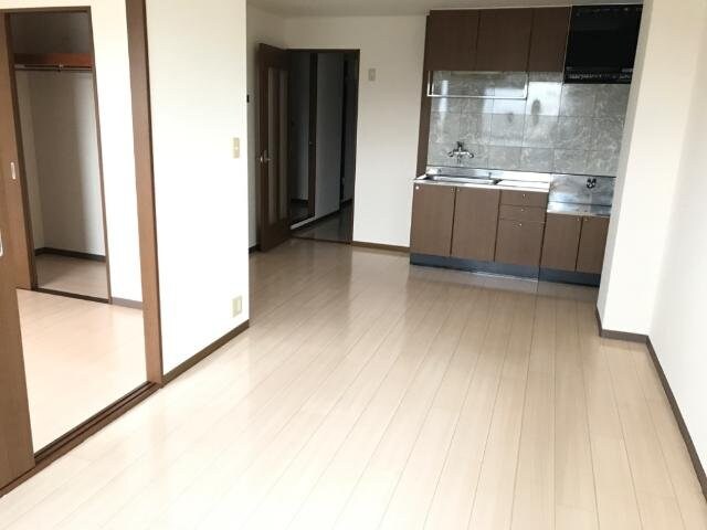 リビング ティーワイケイ