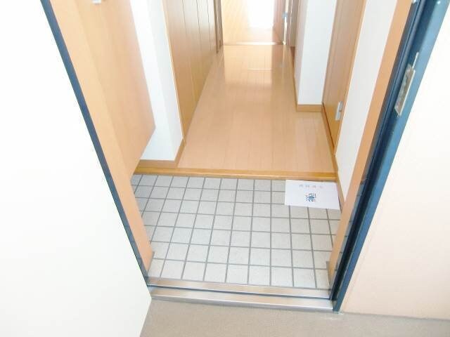 玄関スペース シオン北長瀬