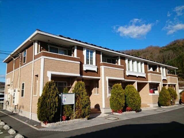  アンヴィーニュ