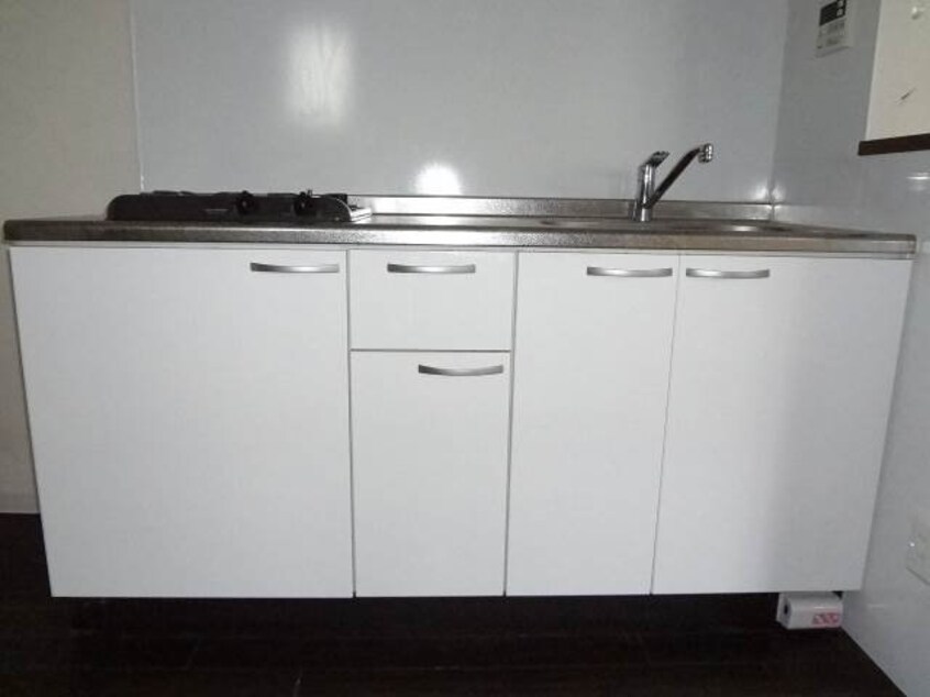 キッチン収納 アルファレガロ岡山駅前