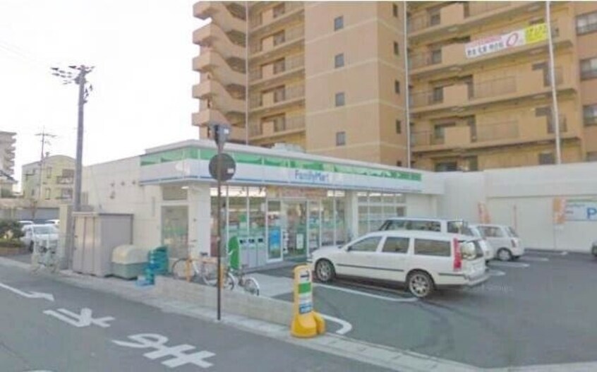 ファミリーマート野田一丁目店(コンビニ)まで550m セレーノ野田